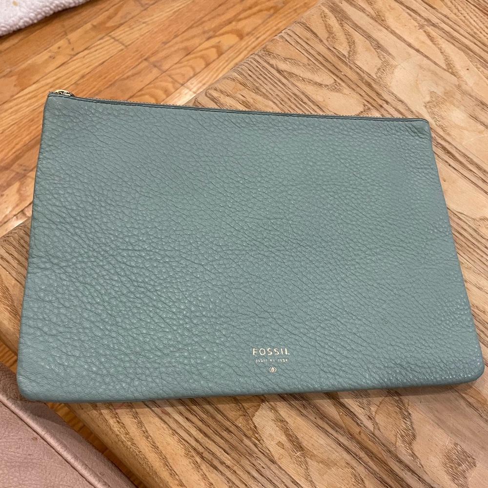 Fossil travel wallet / pouch